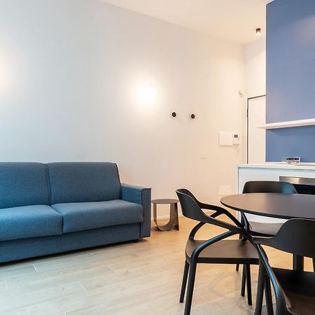 Easyhomes-City Centre Suites Milánó Kültér fotó