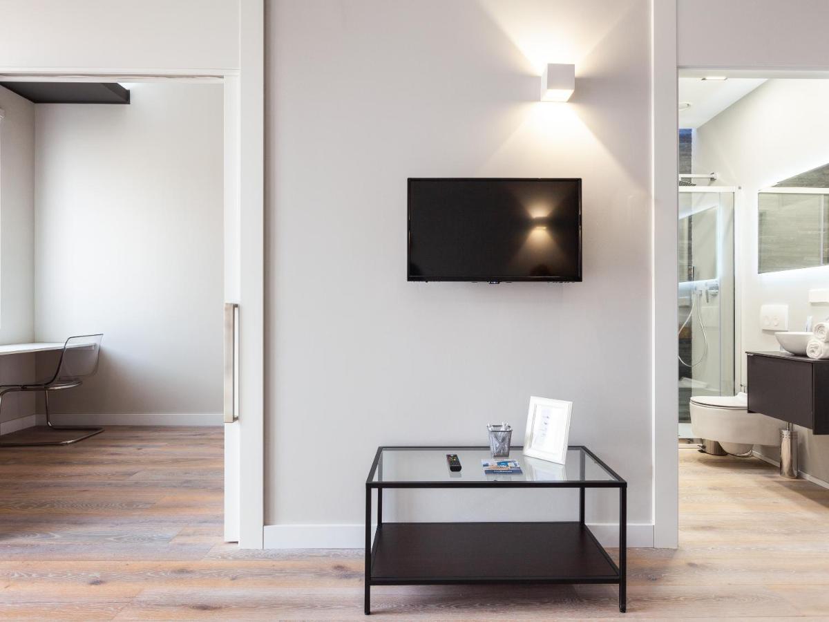 Easyhomes-City Centre Suites Milánó Kültér fotó