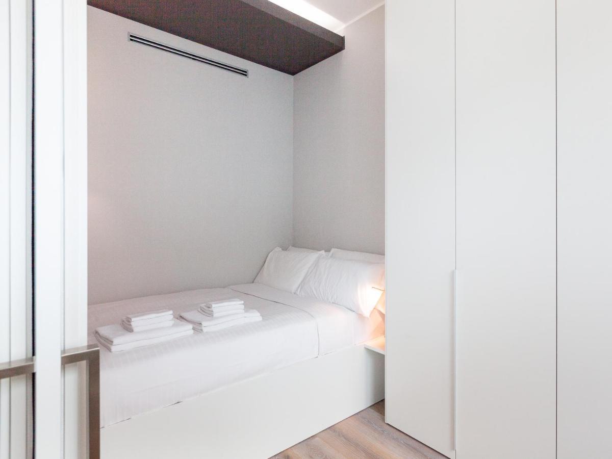 Easyhomes-City Centre Suites Milánó Kültér fotó