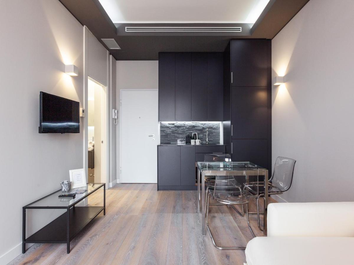 Easyhomes-City Centre Suites Milánó Kültér fotó