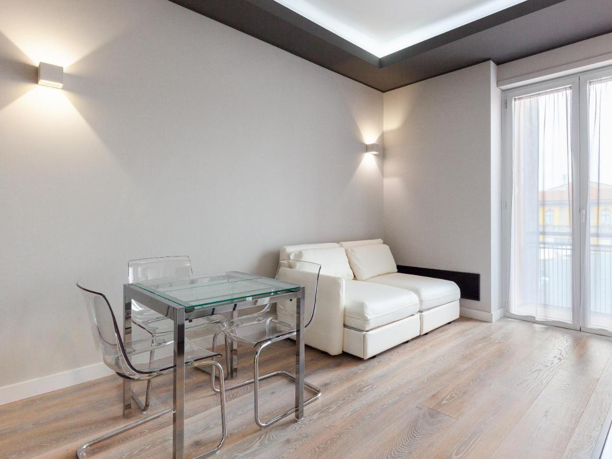 Easyhomes-City Centre Suites Milánó Kültér fotó