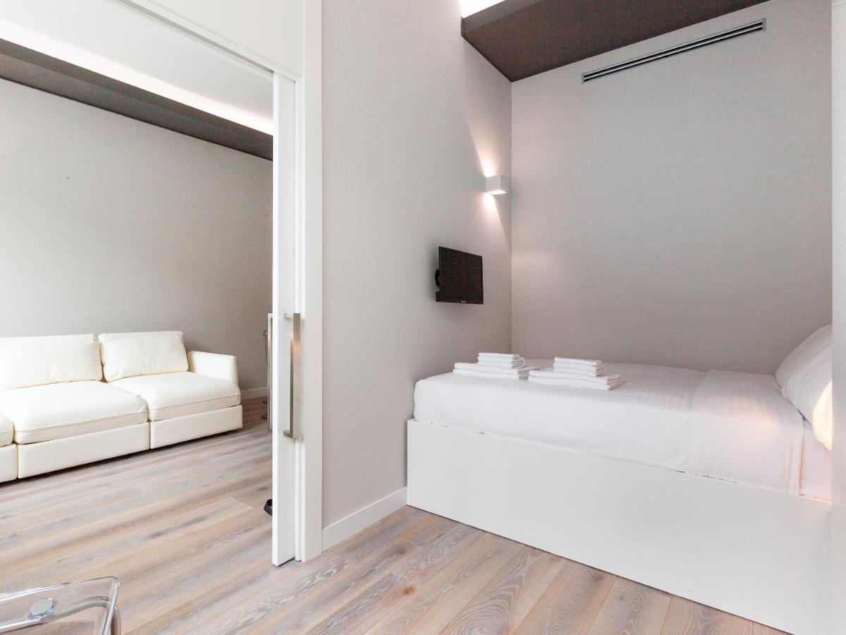 Easyhomes-City Centre Suites Milánó Kültér fotó