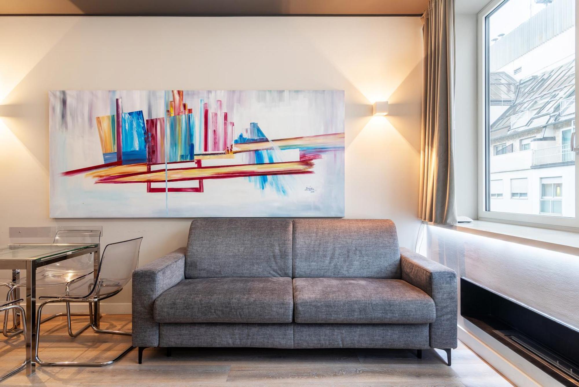 Easyhomes-City Centre Suites Milánó Kültér fotó