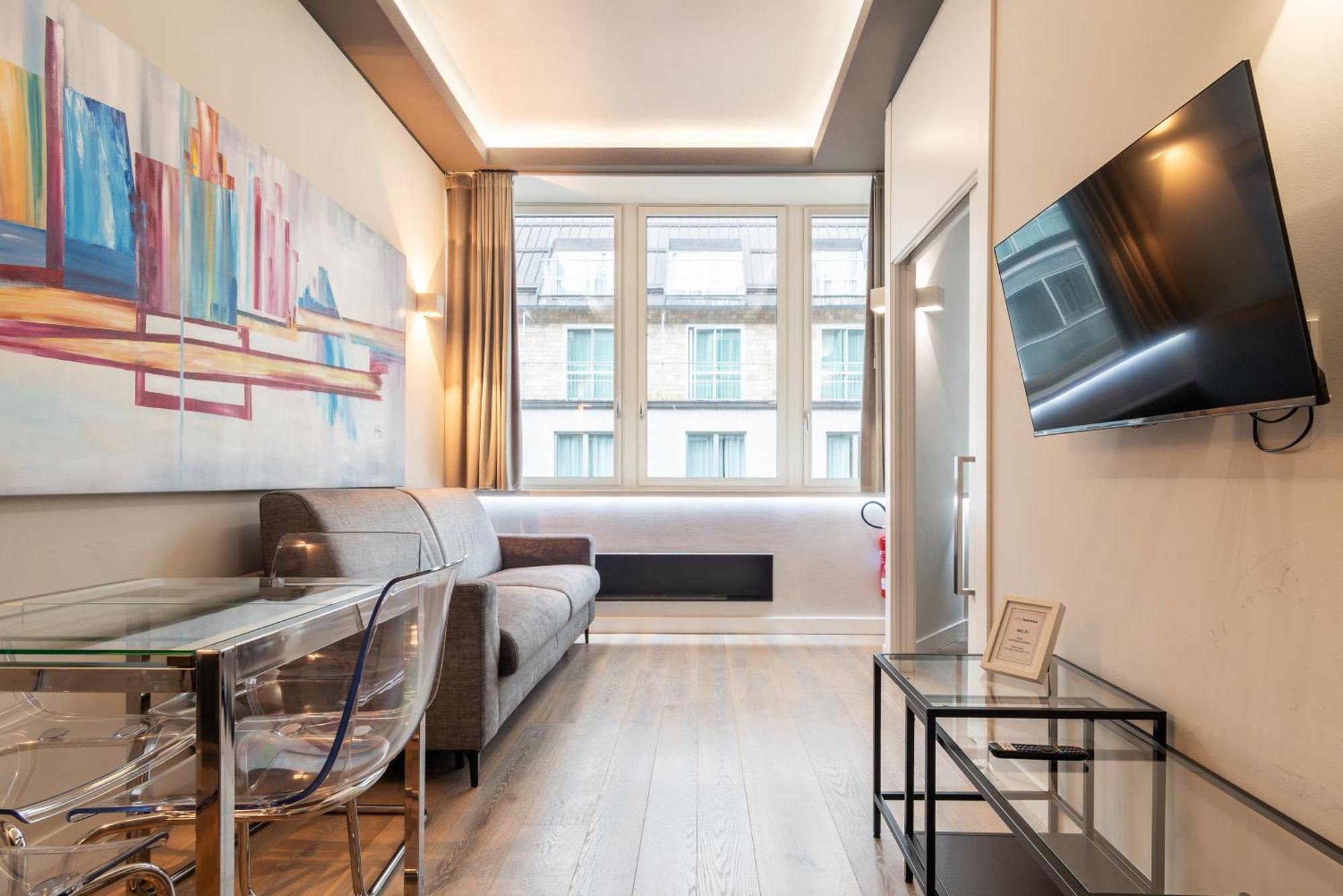 Easyhomes-City Centre Suites Milánó Kültér fotó