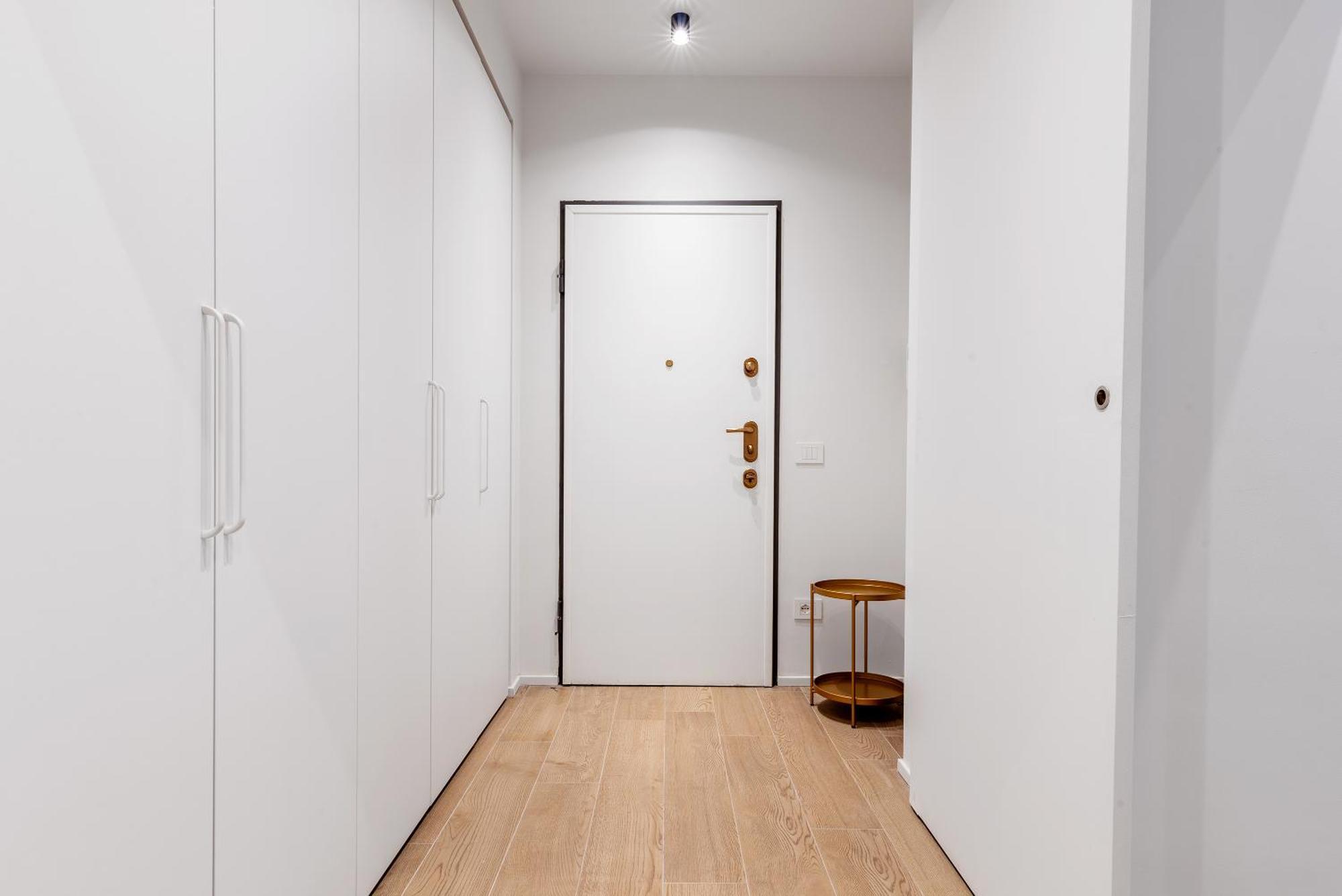 Easyhomes-City Centre Suites Milánó Kültér fotó