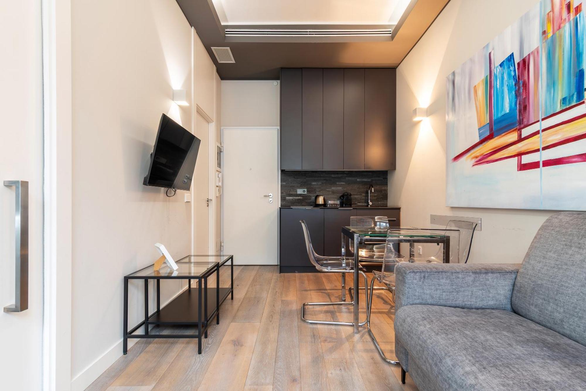 Easyhomes-City Centre Suites Milánó Kültér fotó