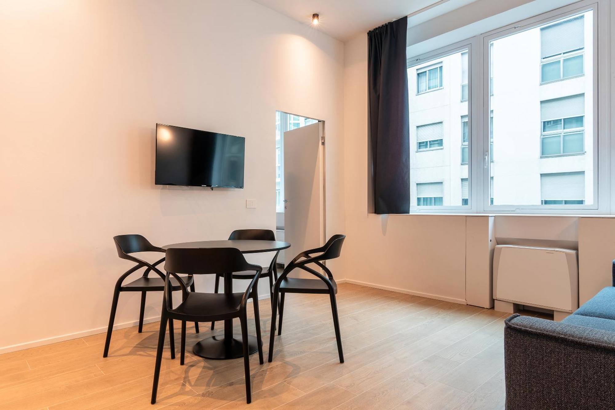 Easyhomes-City Centre Suites Milánó Kültér fotó